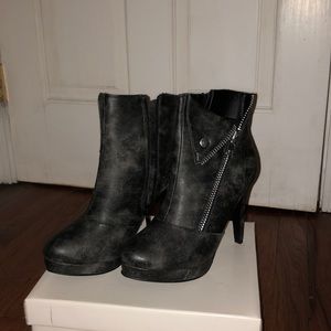 Black heel booties